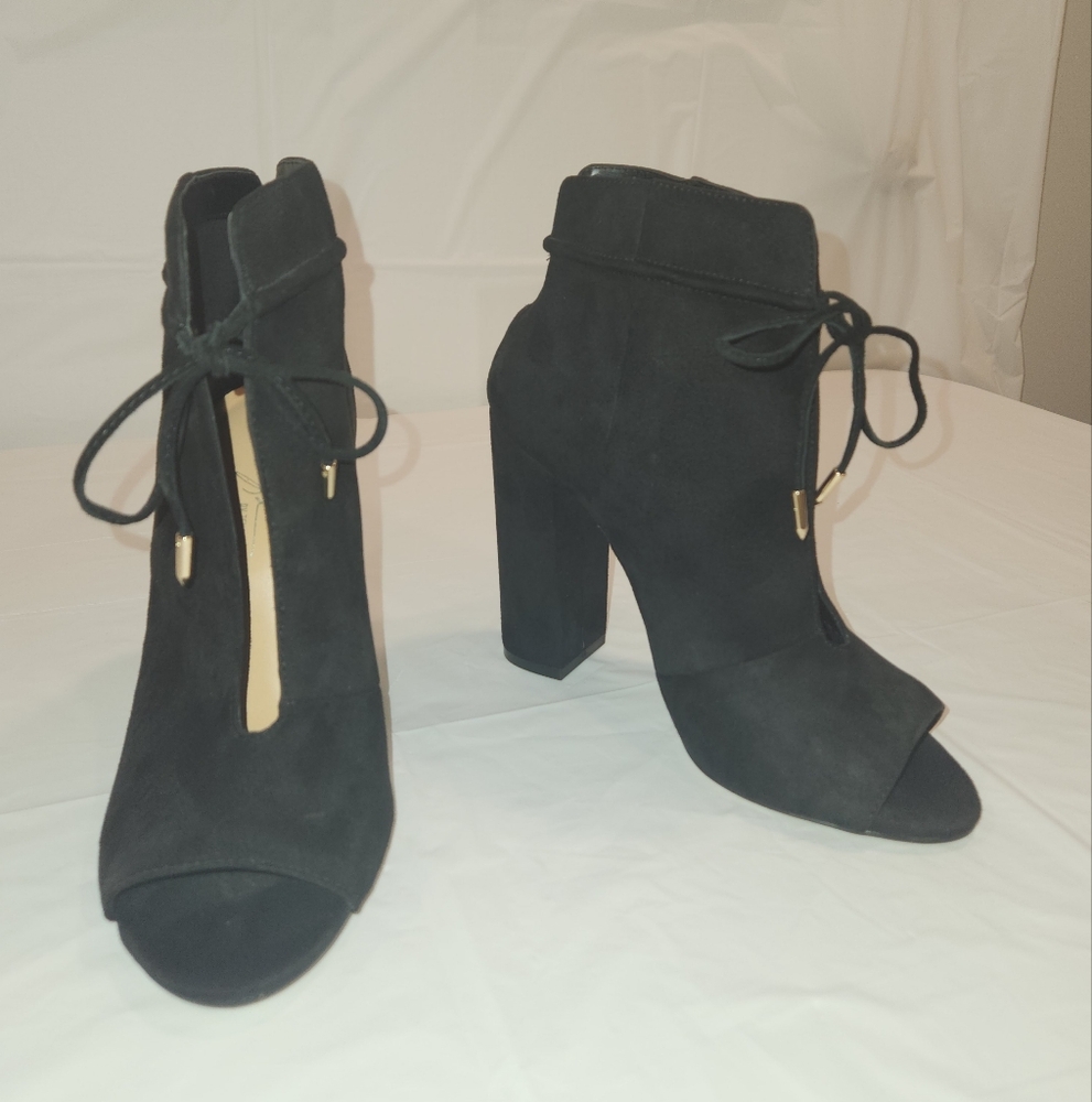 Daya By Zendaya Black Open Toe Ankle Booties Size 8.5M. BRAND NEW - NEVER WORN!